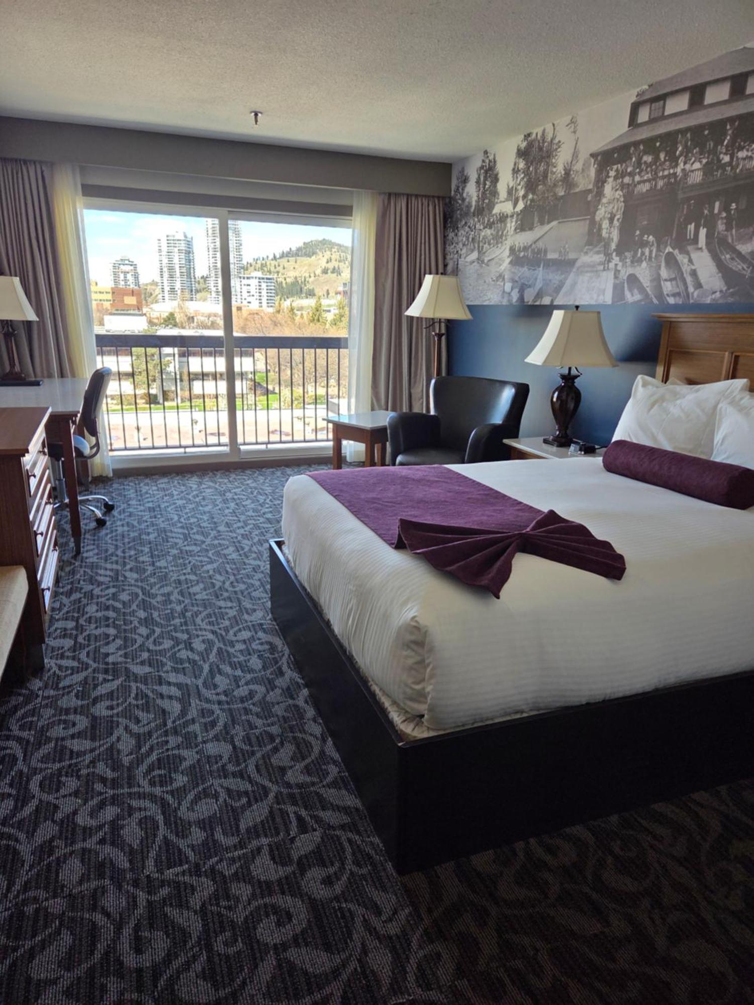 The Royal Anne Hotel Kelowna Exteriér fotografie
